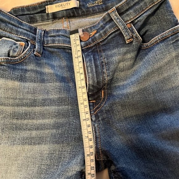 FIDELITY AXL CROP GIRLFRIEND JEAN size 26 - Picture 11 of 13